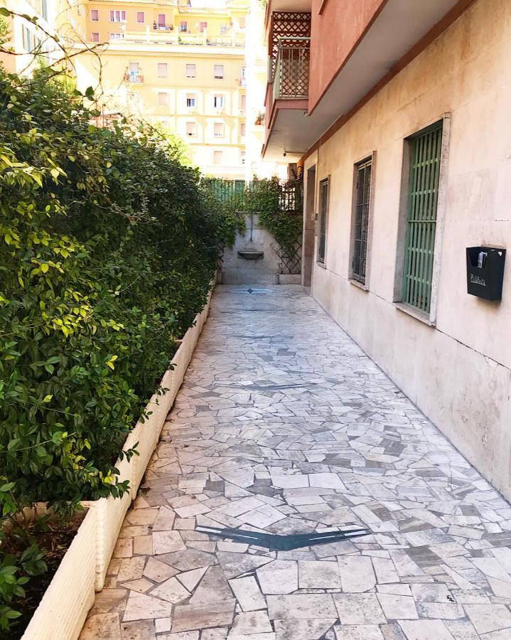 Dea Flora Home B&B Rome Buitenkant foto